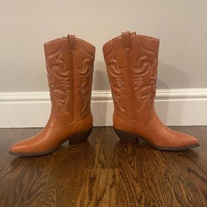 Soda Cowboy Boots women’s 8 1/2 brand new
